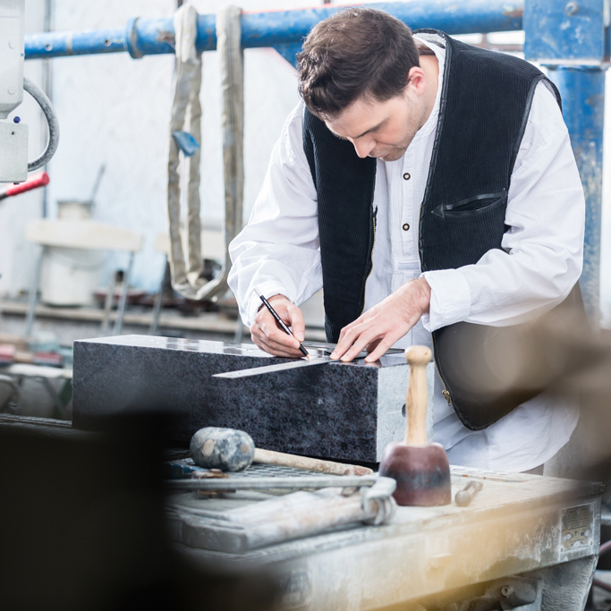 La marbrerie funéraire des Pompes Funèbres Gaubier
