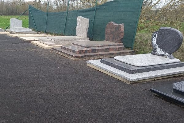 Monuments Photo de l'agence Pompes Funèbres Doucet Campos - Sancergues